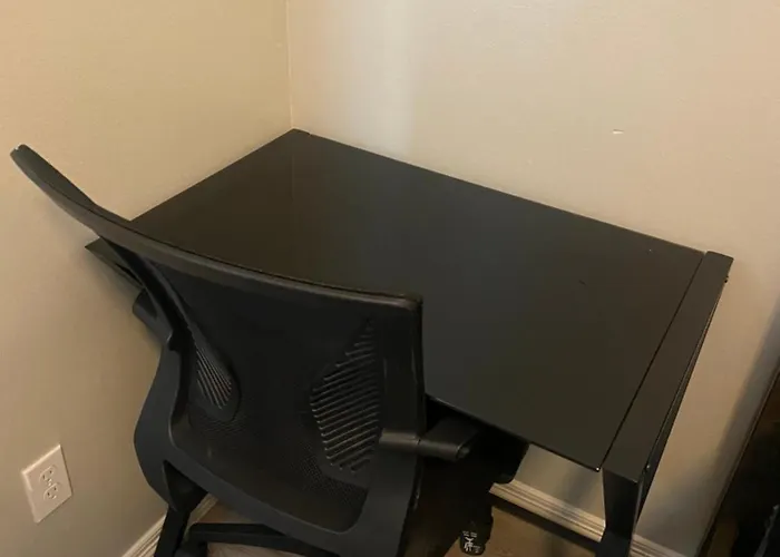Spacious Getaway Near Utrgv